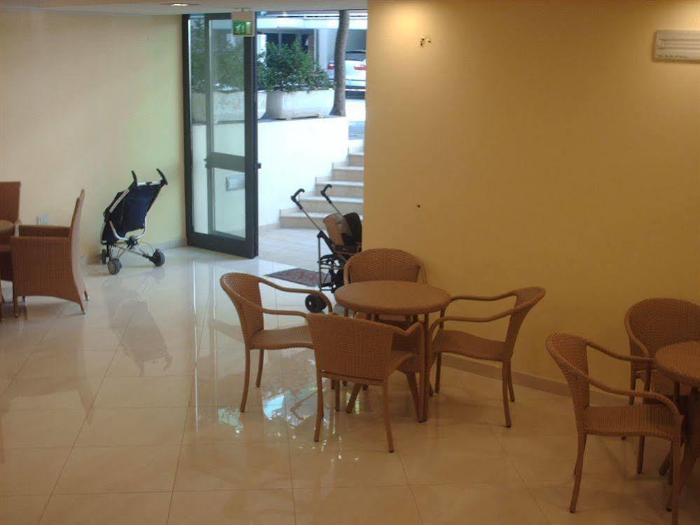 Hotel Esperia Cattolica Exteriér fotografie